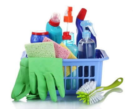 Detailed move in clean for kitchen and living spaces in Merton